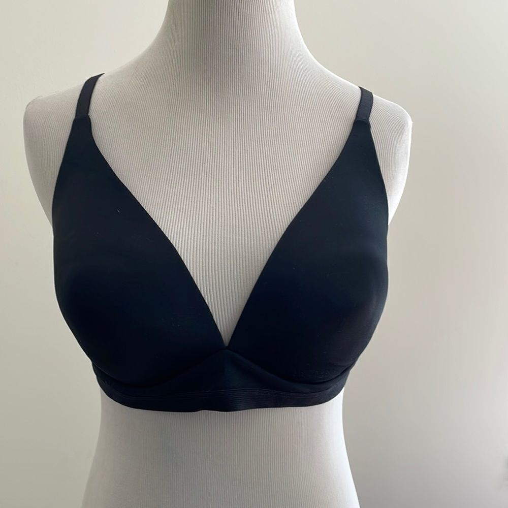 BUNDLE Ellen Tracy black/cream lightly padded bra size 38C double eye hook